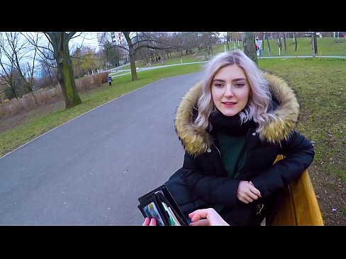 ❤️ Поглъщане на горещата сперма на непознат за пари - свирка в парка от Eva Elfie Ебане видео в bg.sexera.ru ❌❤